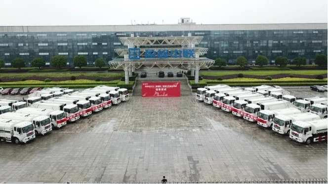 NG娱乐环境批量环卫装备发往柬埔寨，助力“一带一路”建设