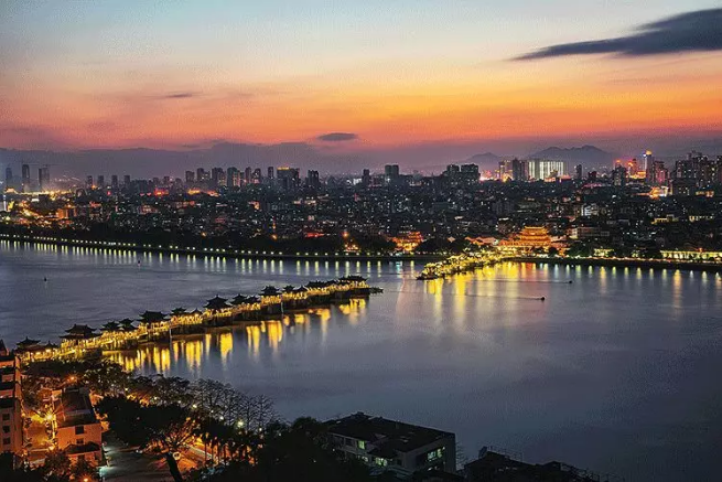 4706.2万！NG娱乐环境高质量垃圾转运类设备助力潮州打造城市新面貌